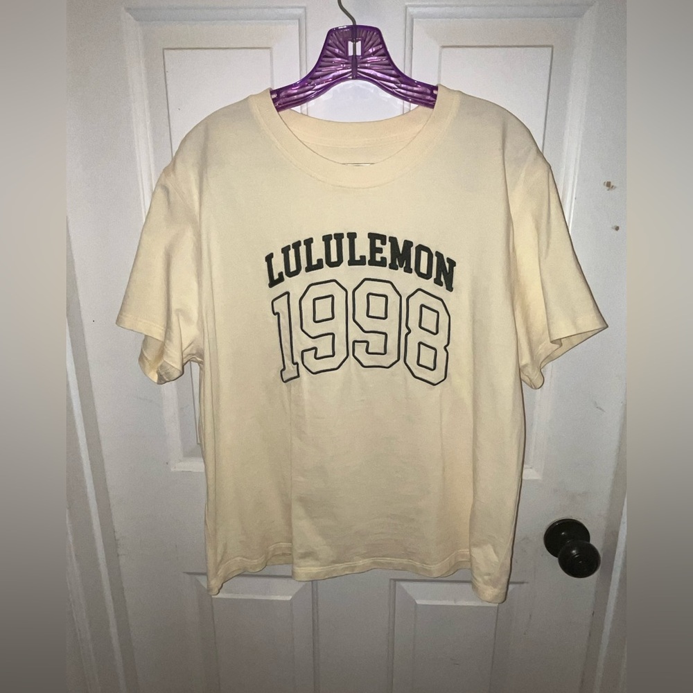 🍋LIKE NEW Lululemon Relaxed-Fit Cotton Jersey Tee *Graphic - Butter Cream - 10